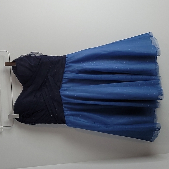 Teeze Me juniors 5 blue sparkle sweetheart strapless dress tulle